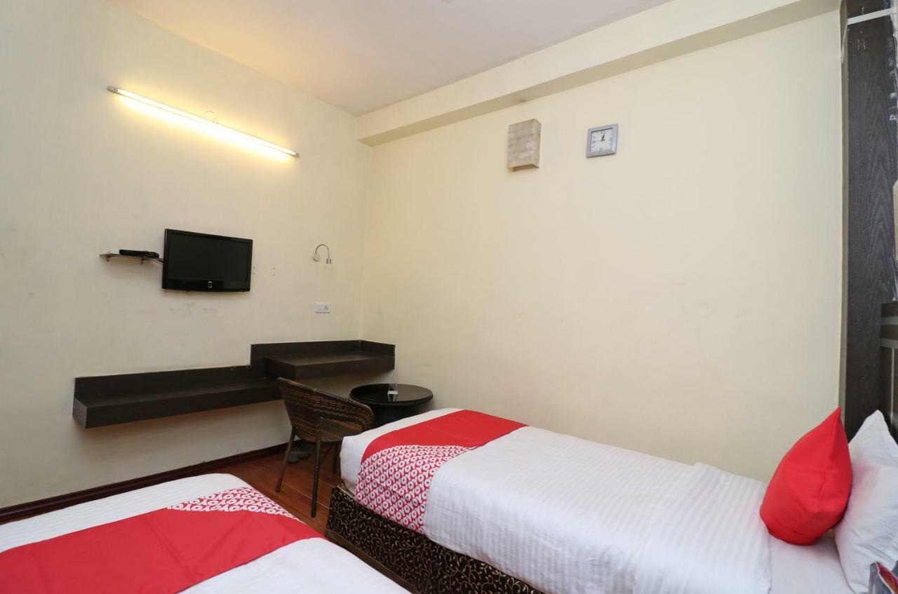 Oyo 22034 Hotel Kanisshk International Rourkela Exterior foto